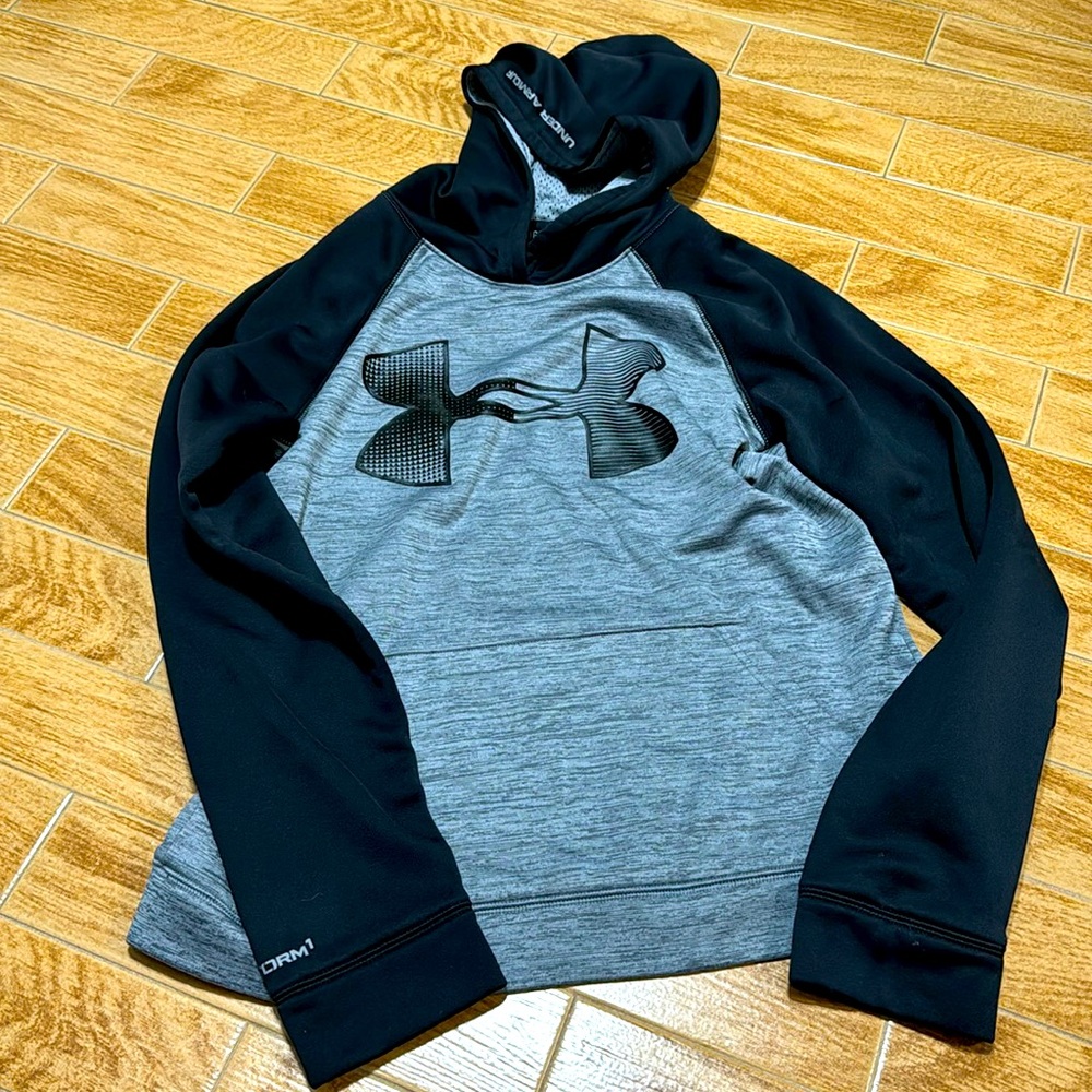 Under Armour Hoodie (YXL)